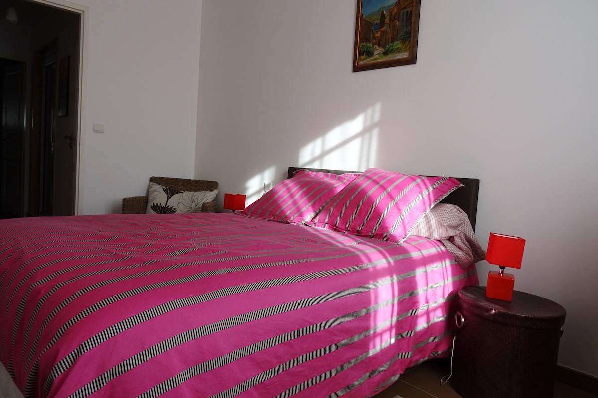 Mwonekano mwingine kutoka kwenye chumba