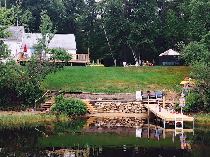 Lakefront Home w/fun activities; SeptNov weeks Cottages for Rent in Oxford, Maine, United