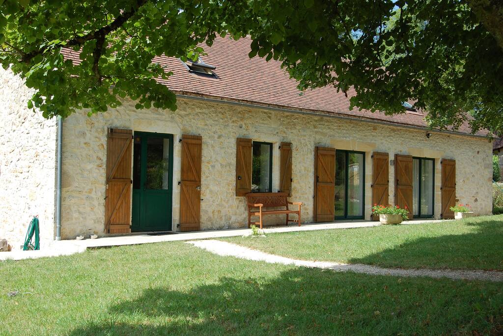 La Grange aux Tilleuls côté tilleuls