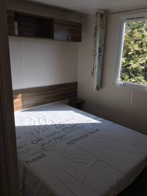 CHAMBRE 1