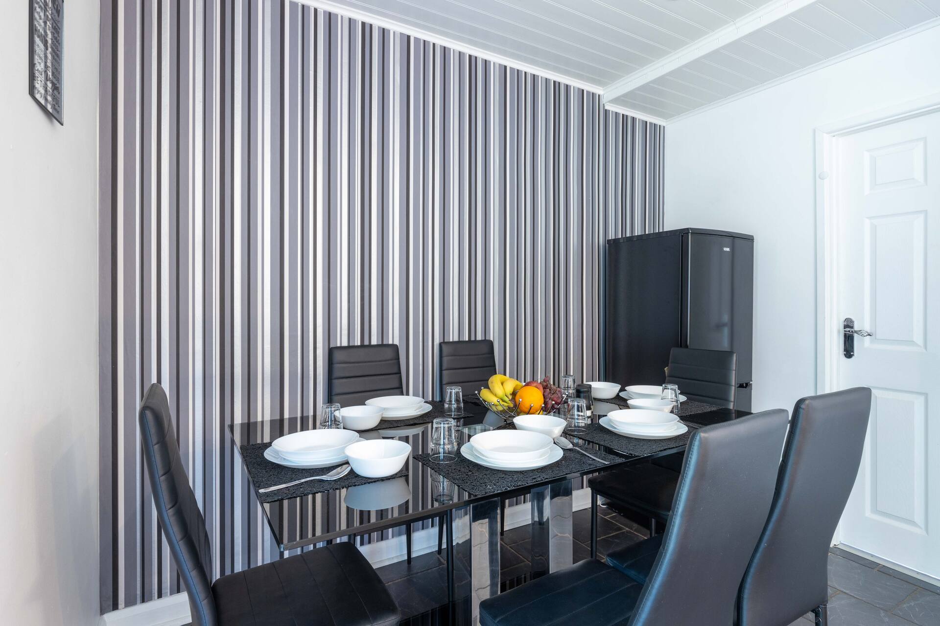 CAPRI 13 SA - Contemporary 2 bedroom house in Loughborough with free parking, Close to Loughborough University & M1 Motorway — photo 5