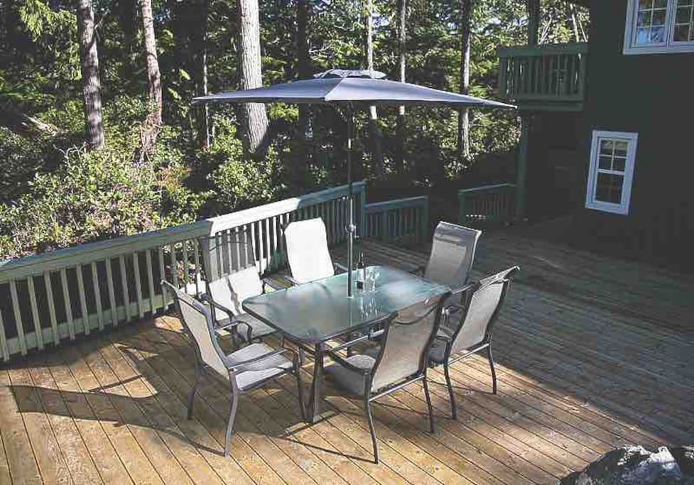 Upper Deck with Patio furniture and Hot tub out of frame to right