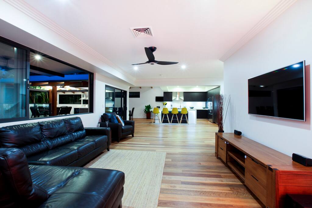 Large open family areas that opens up for resort style outdoor area.