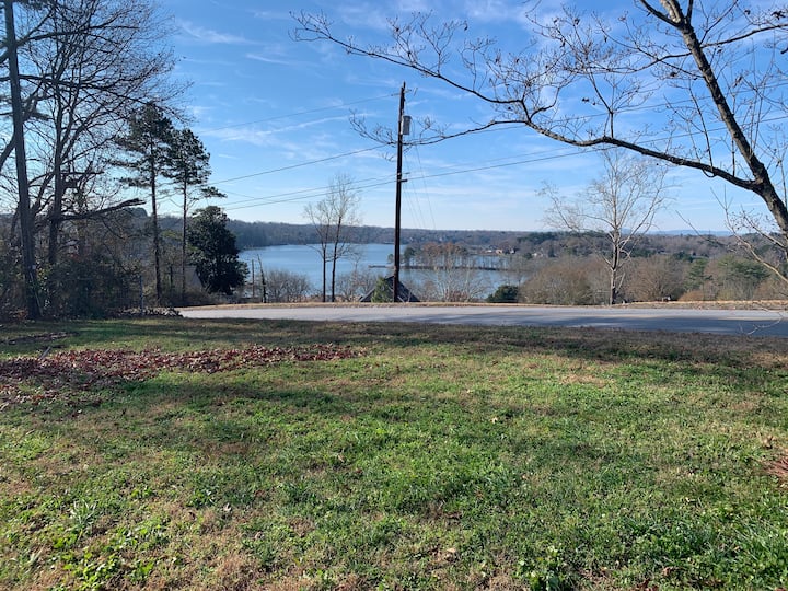 Lake Hickory Vacation Rentals & Homes North Carolina, United States