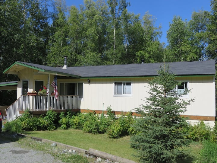 Quiet home in Anchorage bedroom community Houses for Rent in