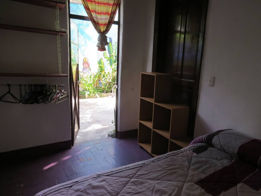 Vista del cuarto al patio