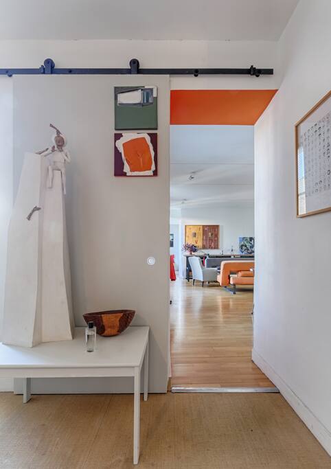 Entry : view of the living area