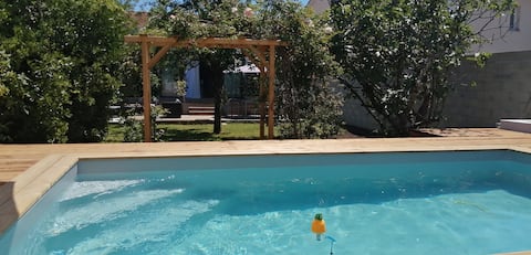 Peaceful haven: Swimming pool & enclosed garden