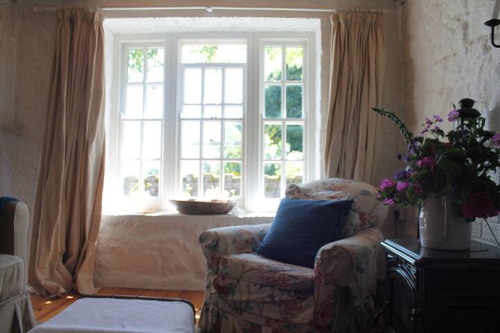 Cottage On The Wicklow Way Dog Friendly Cabins For Rent In