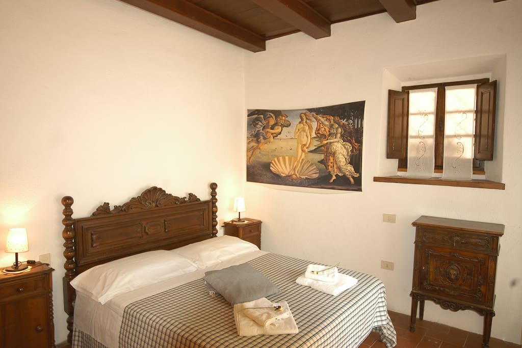una delle due camere da letto