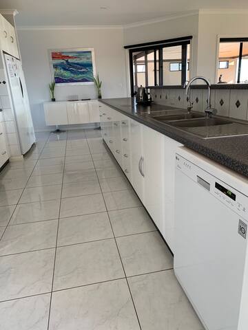 Panorama..Kalbarri FREE WIFI gallery image 5