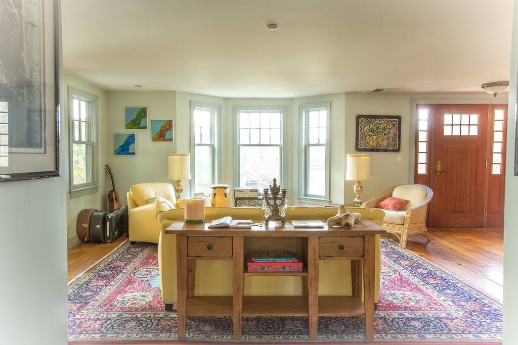 Guest Living Room