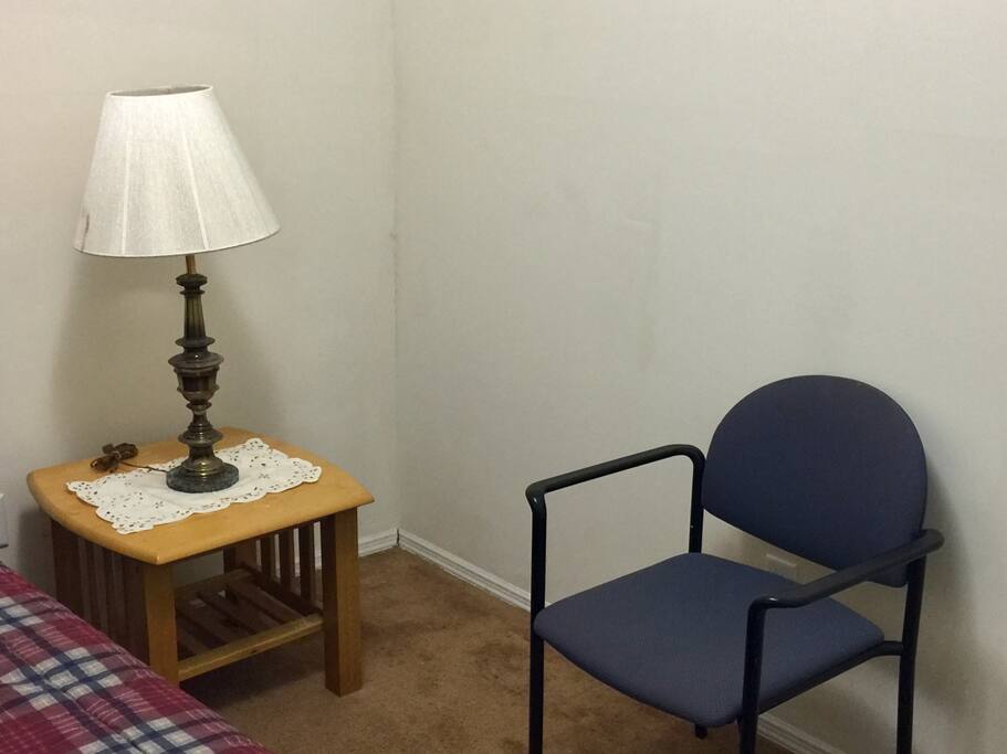 Flight Attendants And Pilots Rent Rooms For Layovers Flight Attendants And Pilots Rent Rooms For Layovers