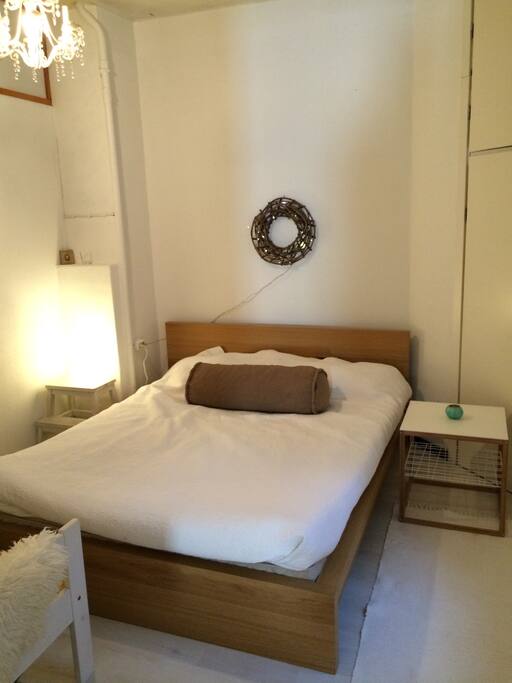 Bed is different from one in photos and kids beds have been taken away
