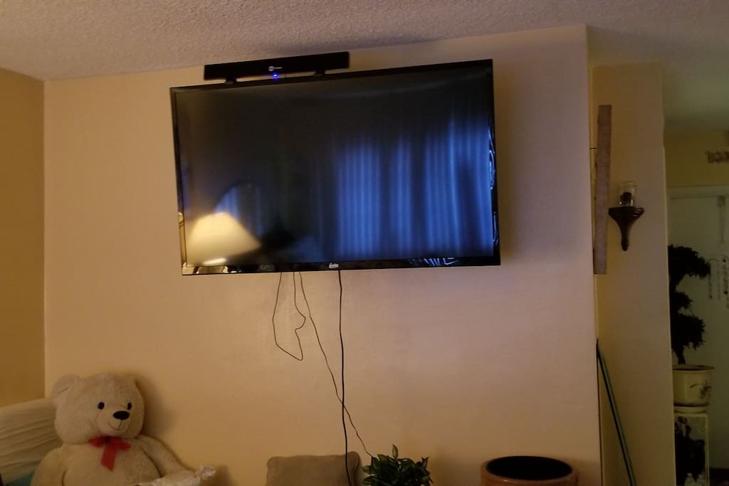 Flat screen television to watch all your favorite tv shows on while you're here