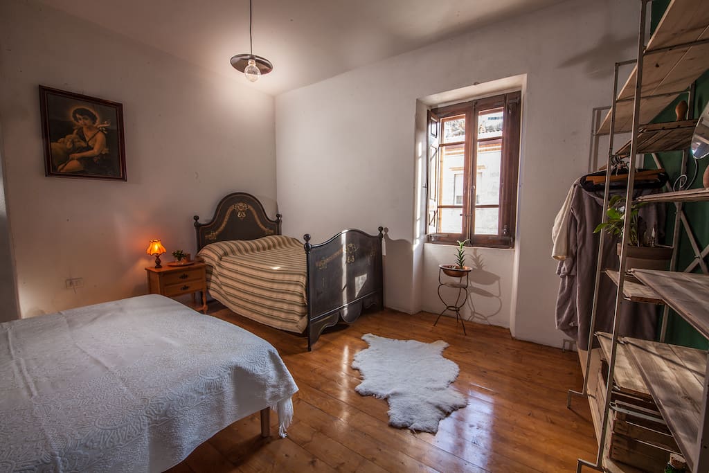 Spacious bedroom (4p)