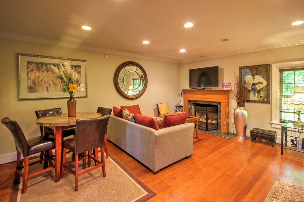 This Greek-style home boasts 4 bedrooms, 3 baths and 3,000 square feet.