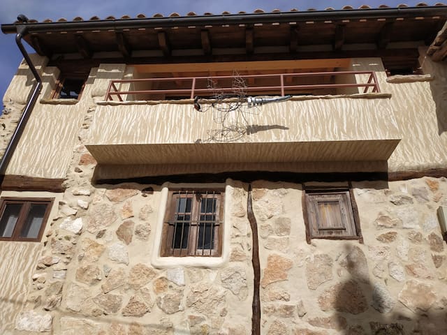 Airbnb Aras De Los Olmos Vacation Rentals Places To Stay