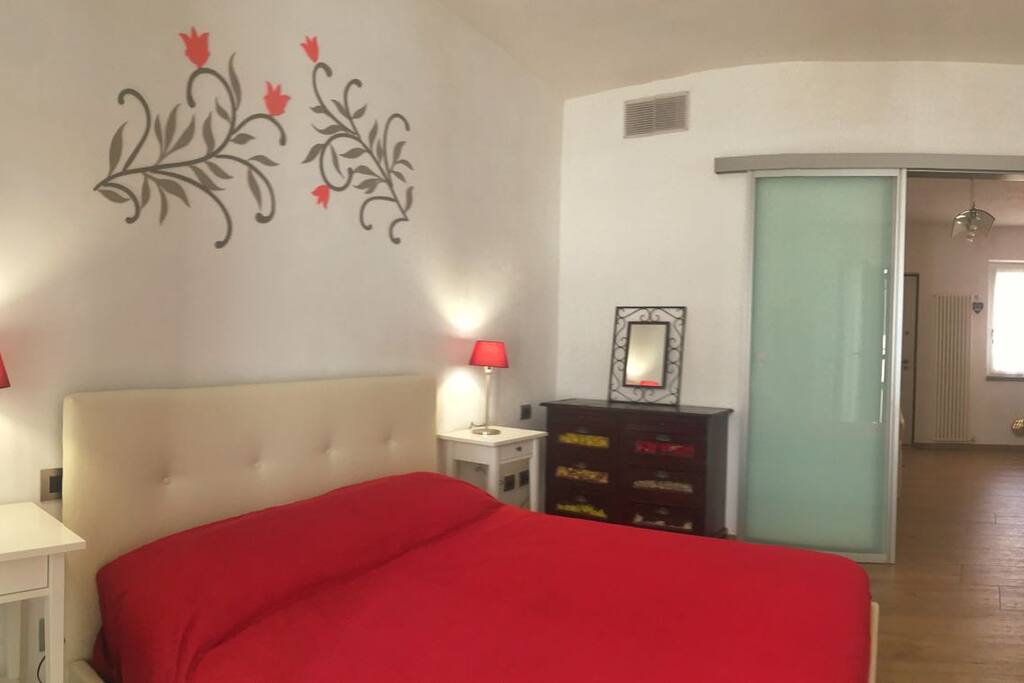 CAMERA DA LETTO - MAIN BEDROOM