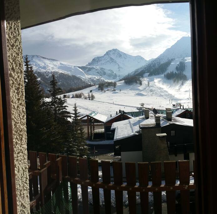 le piste a 100 metri da casa