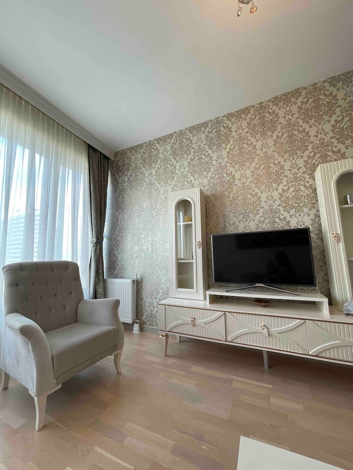 Lovely 1 bedroom rentil unit in esenyurt Apartments for Rent in