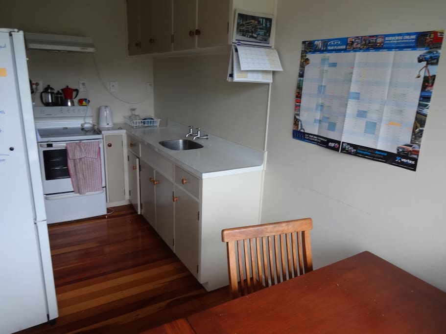 Kitchen & dining area: dated but adequate