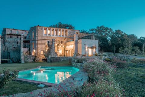 Luxurious Spanish Villa surrounded by nature