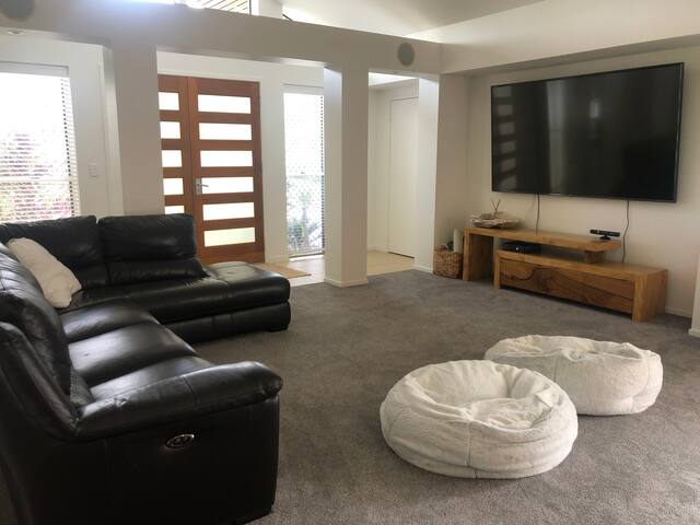 Summertime by the pool and beach gallery image 3