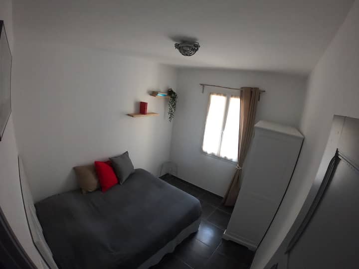 غرفة النوم 1