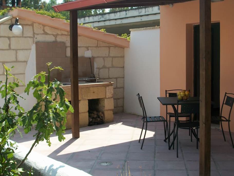 Veranda e barbecue del bilocale