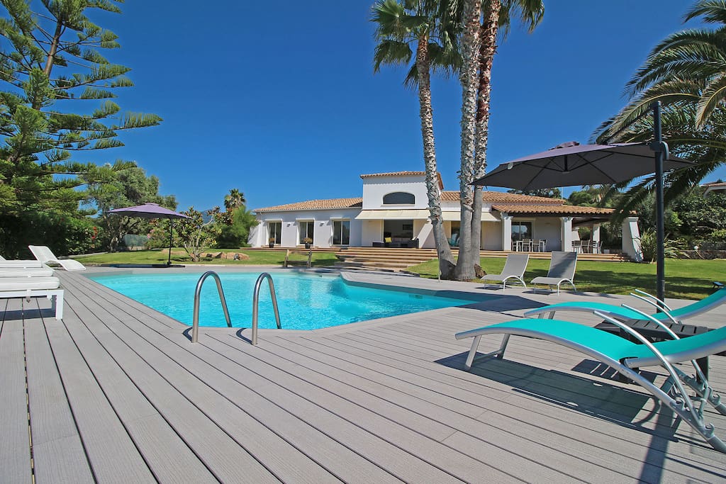 Vue depuis la piscine