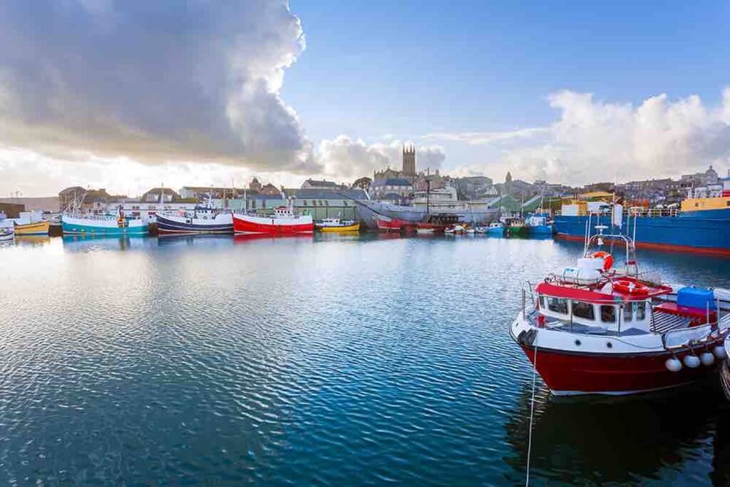 Charming Two-Bedroom Artist’s Residence in Central Penzance