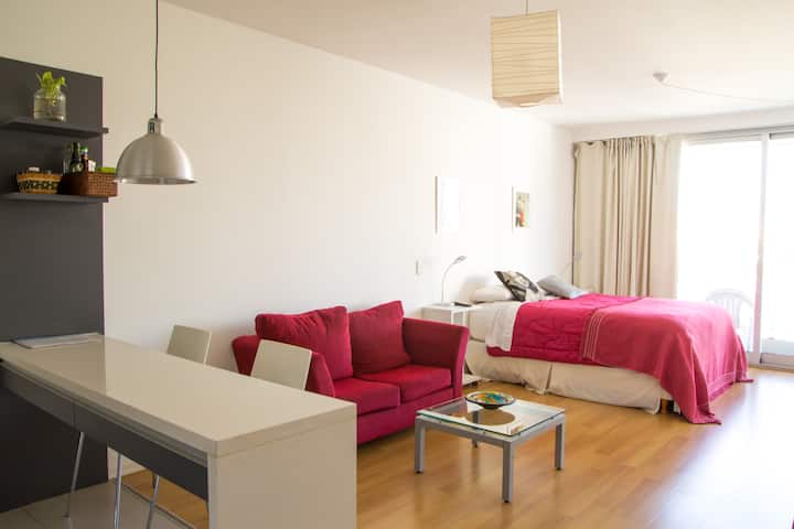 Мебелот може да се разликува од вистинското студио во кое ќе престојувате