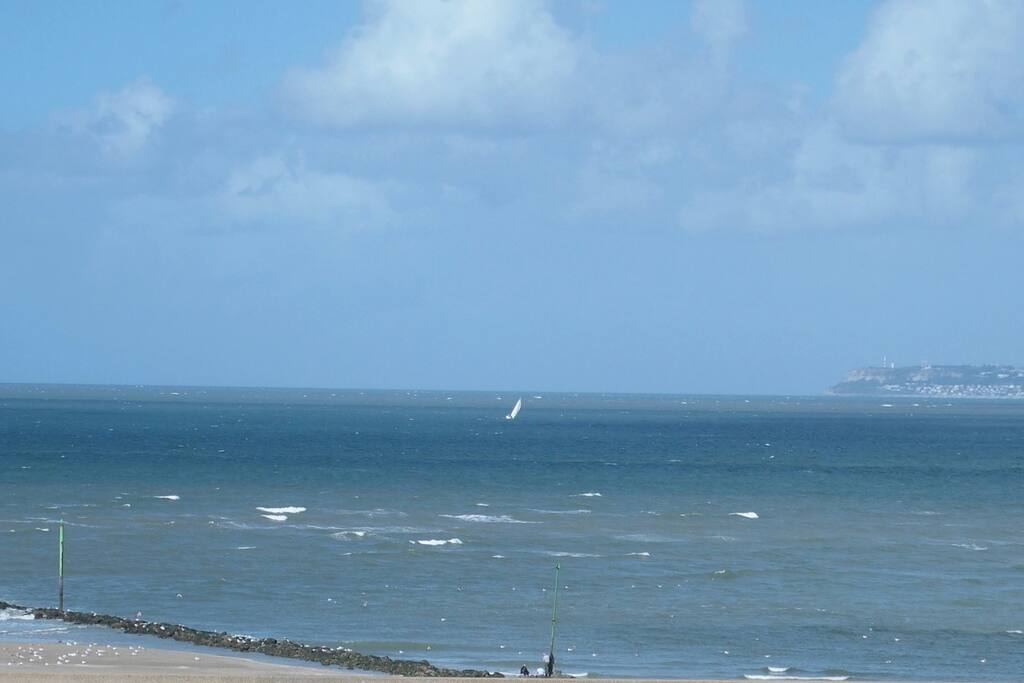 la mer en vue directe, sur 180°