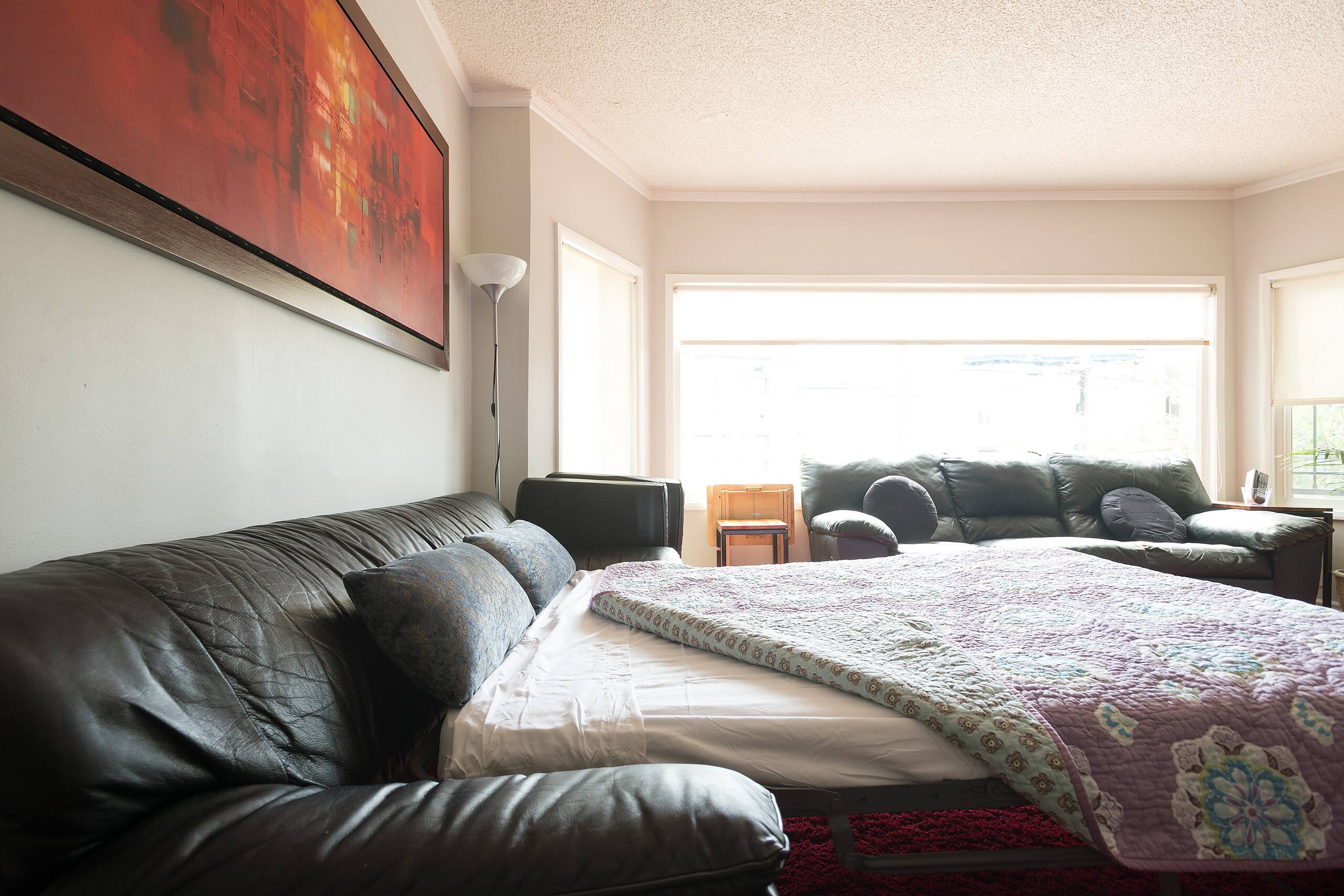 Home in San Francisco · ★4.91 · 3 bedrooms · 3 beds · 2 baths - Image 3