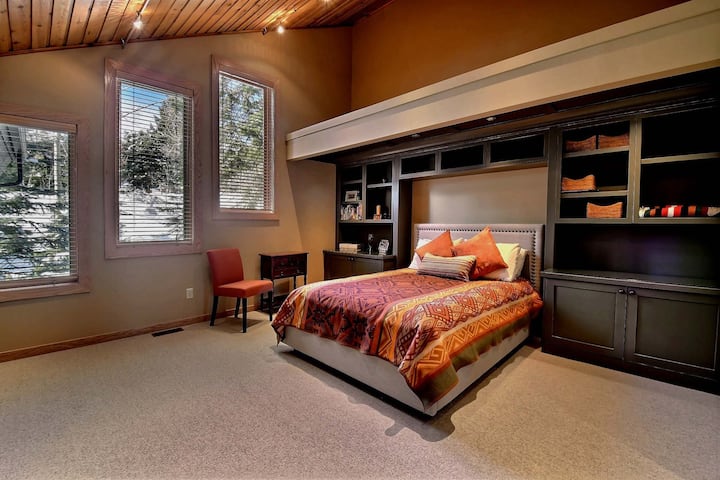 ห้องนอนใหญ่