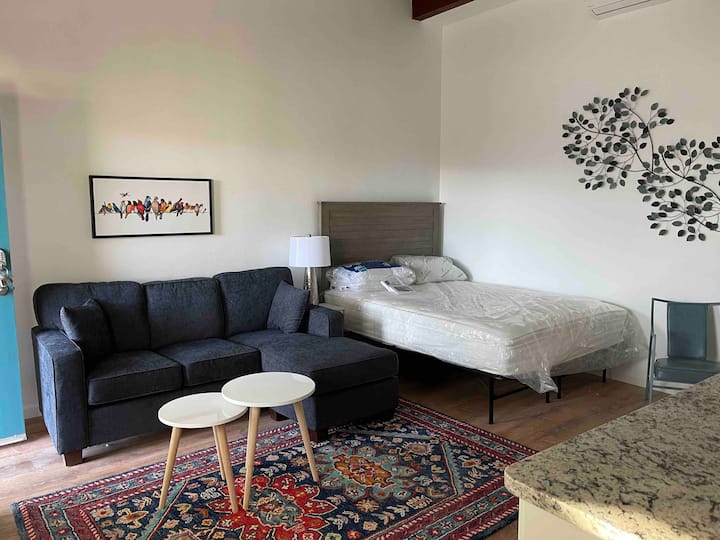 Motel room suite Aparthotels for Rent in Kingman, Arizona, United