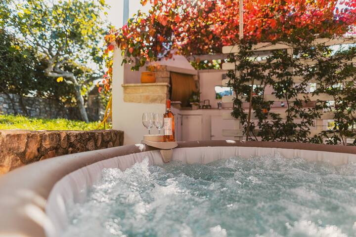 Intrulloves- Complesso di Trulli Storici Pugliesi gallery image 2