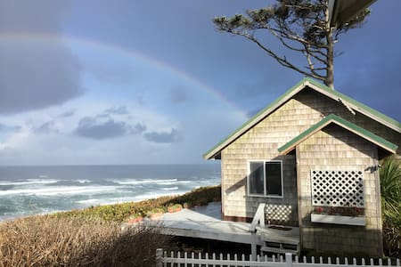 Oceanfront in Newport! Spectacular Ocean Views.