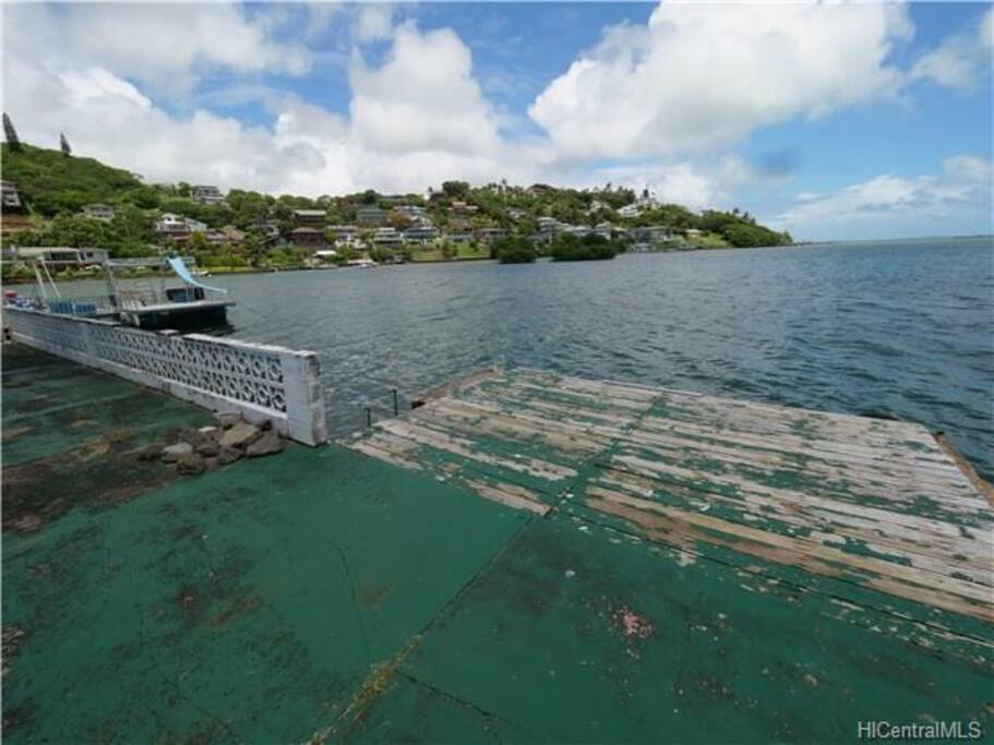 Dock