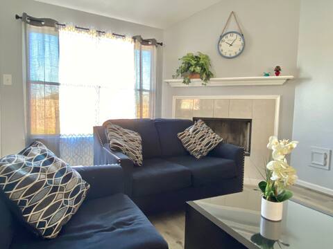 (4110) David & Jennie’s Place I