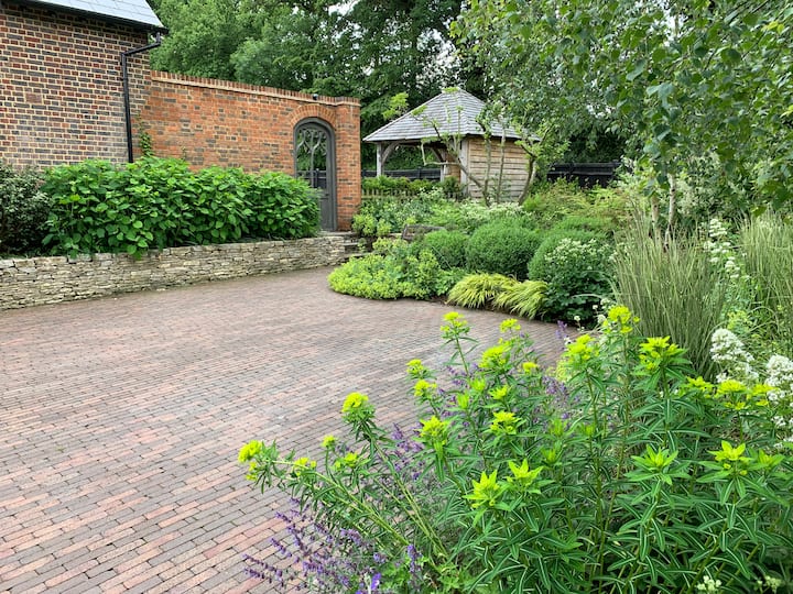 Lingfield Holiday Rentals & Homes England, United Kingdom Airbnb