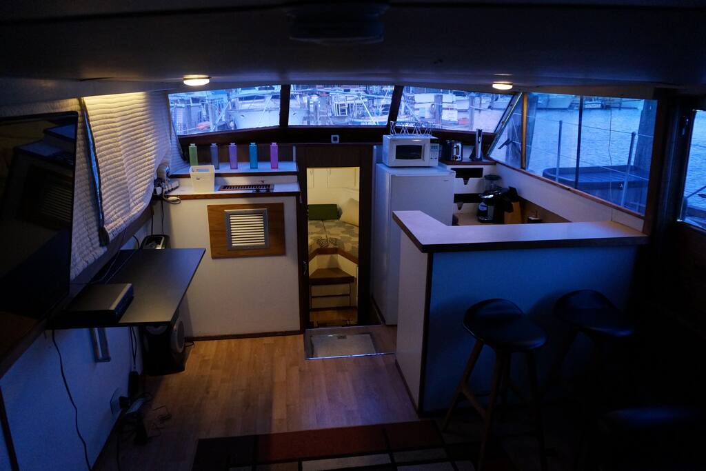 airbnb boats baltimore canton fells point private yacht boats for rent in airbnb boats baltimore canton fells point private yacht boats for rent in