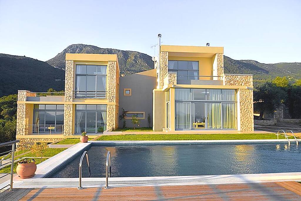 Property Outside & Pool