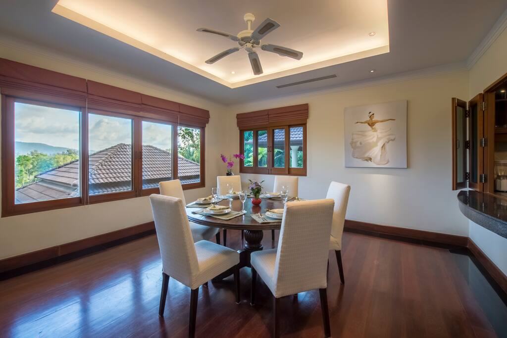 dining room