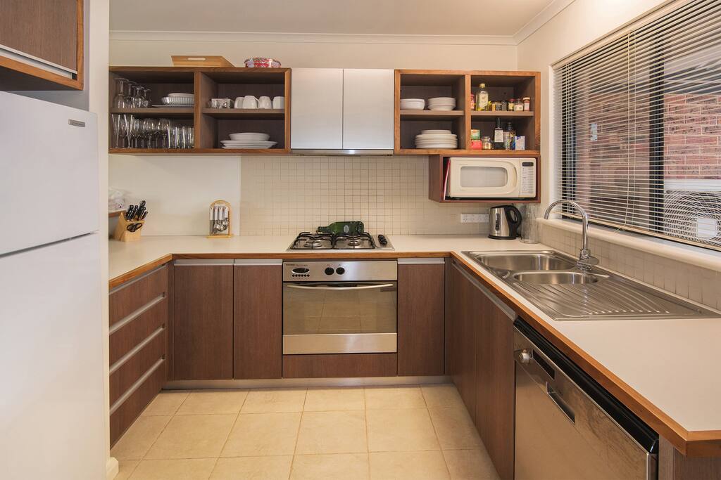 fully equipped kitchen
