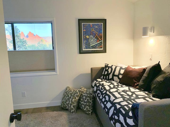 Red rock views can be found from every window.