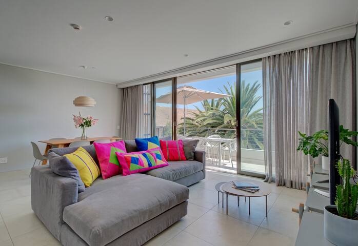 Trendy Green Point apartment gallery image 2