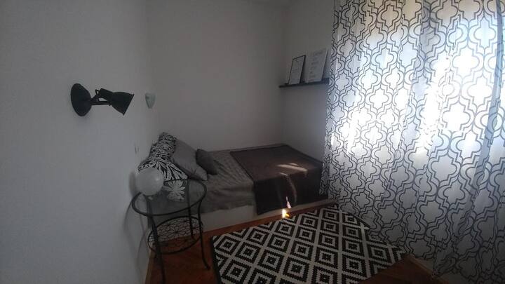 卧室配有2张120 * 200张床