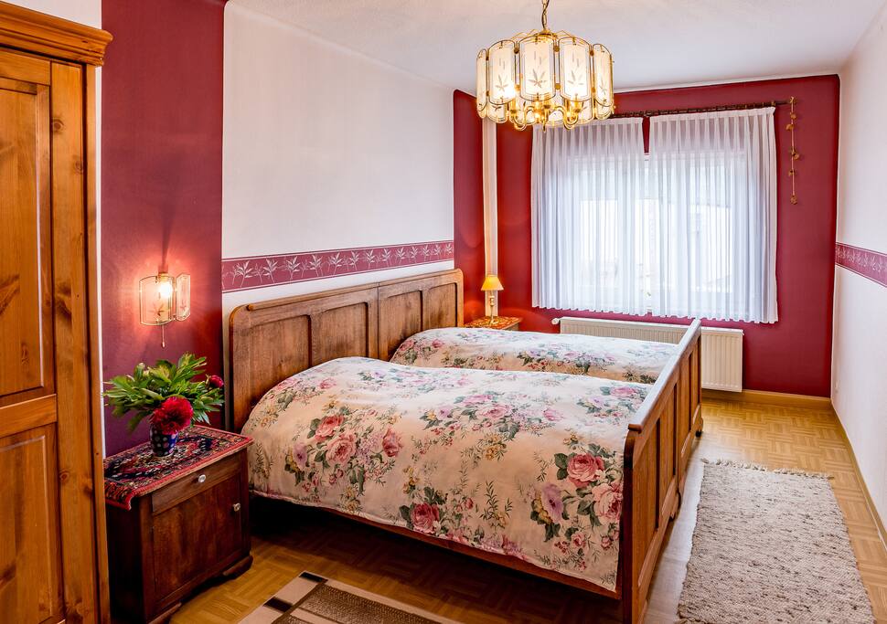 Zimmer Erdgeschoß